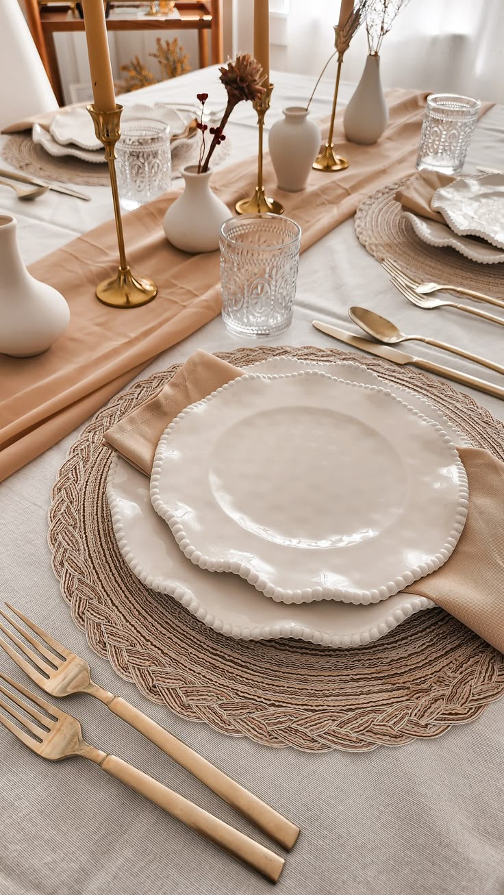 Dinnerware Sets