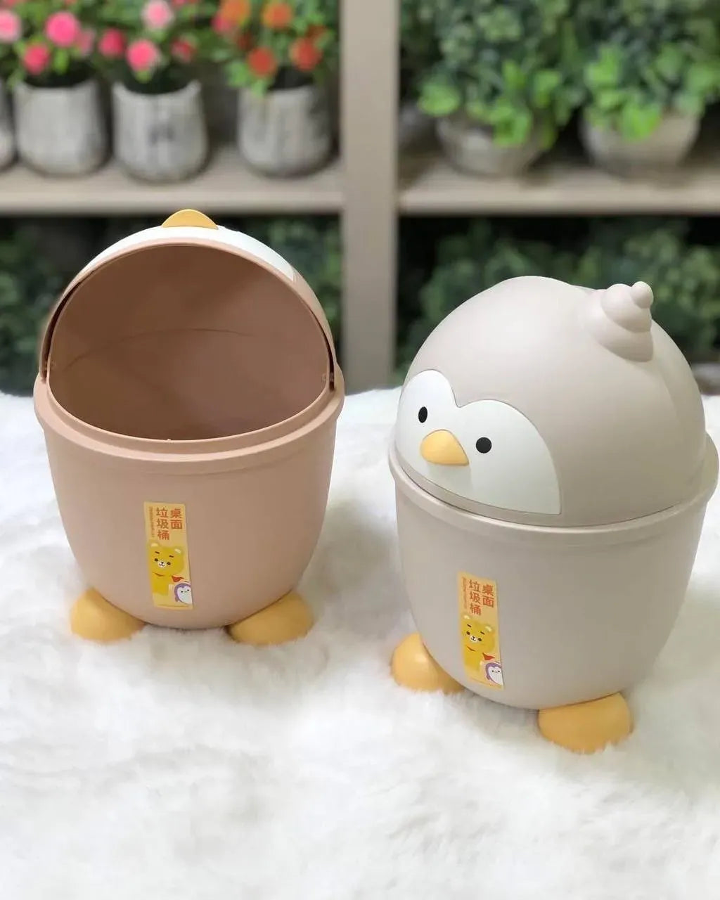 Penguin Desk Bin