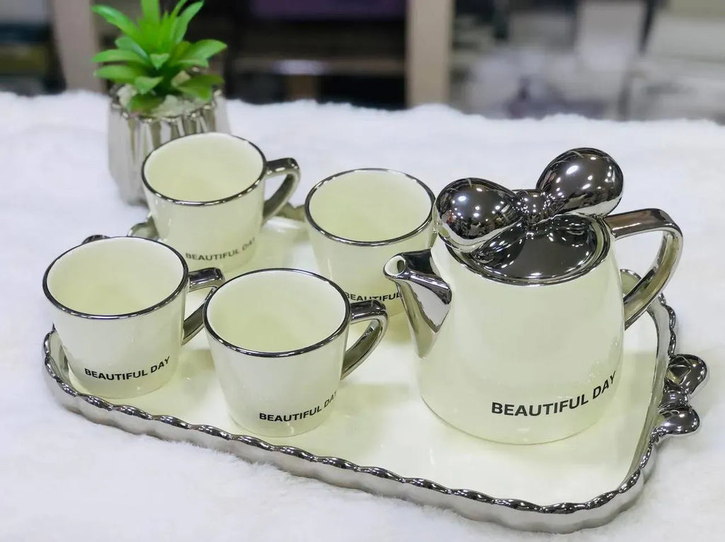 Beautiful Day Tea Set