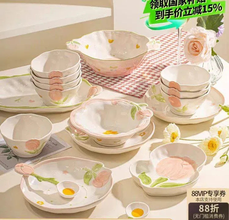 Tulip Checker Dinnerware