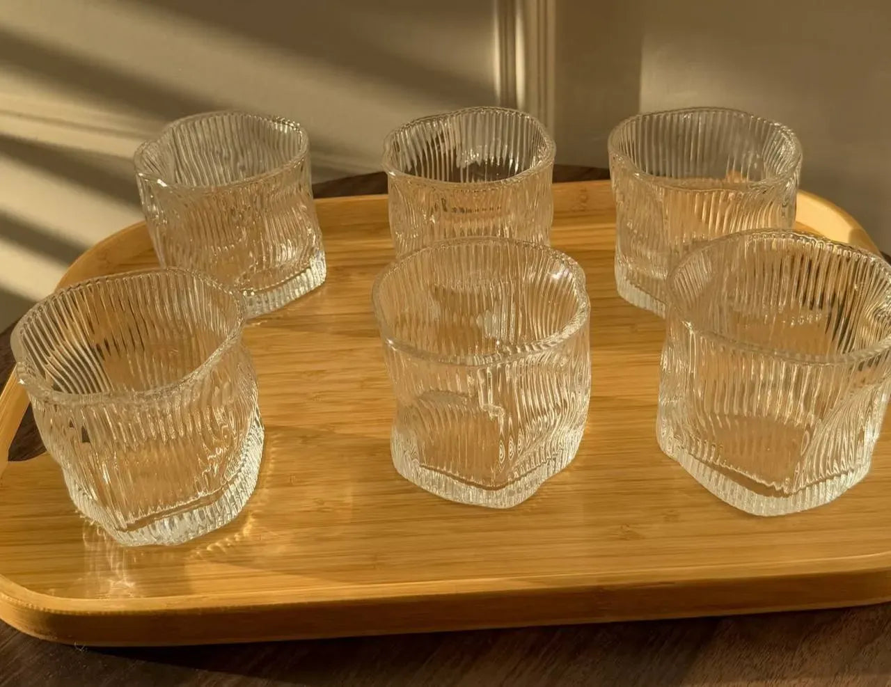 Wavy Glass Cups Set