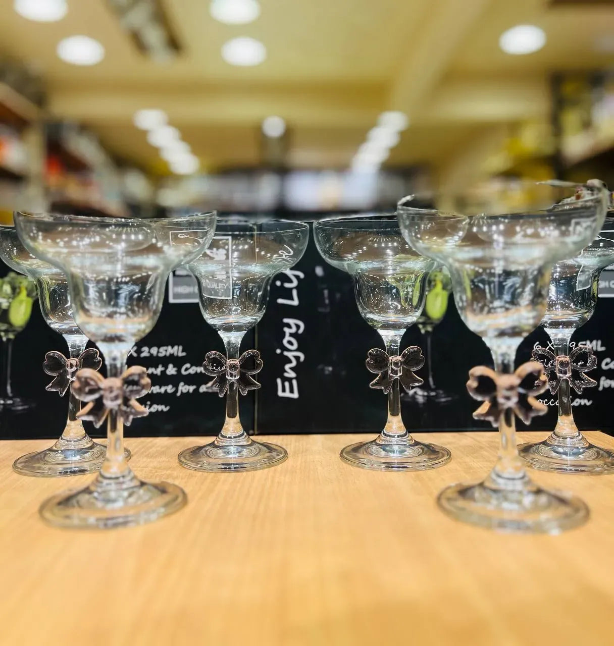 Margarita Bow Cups