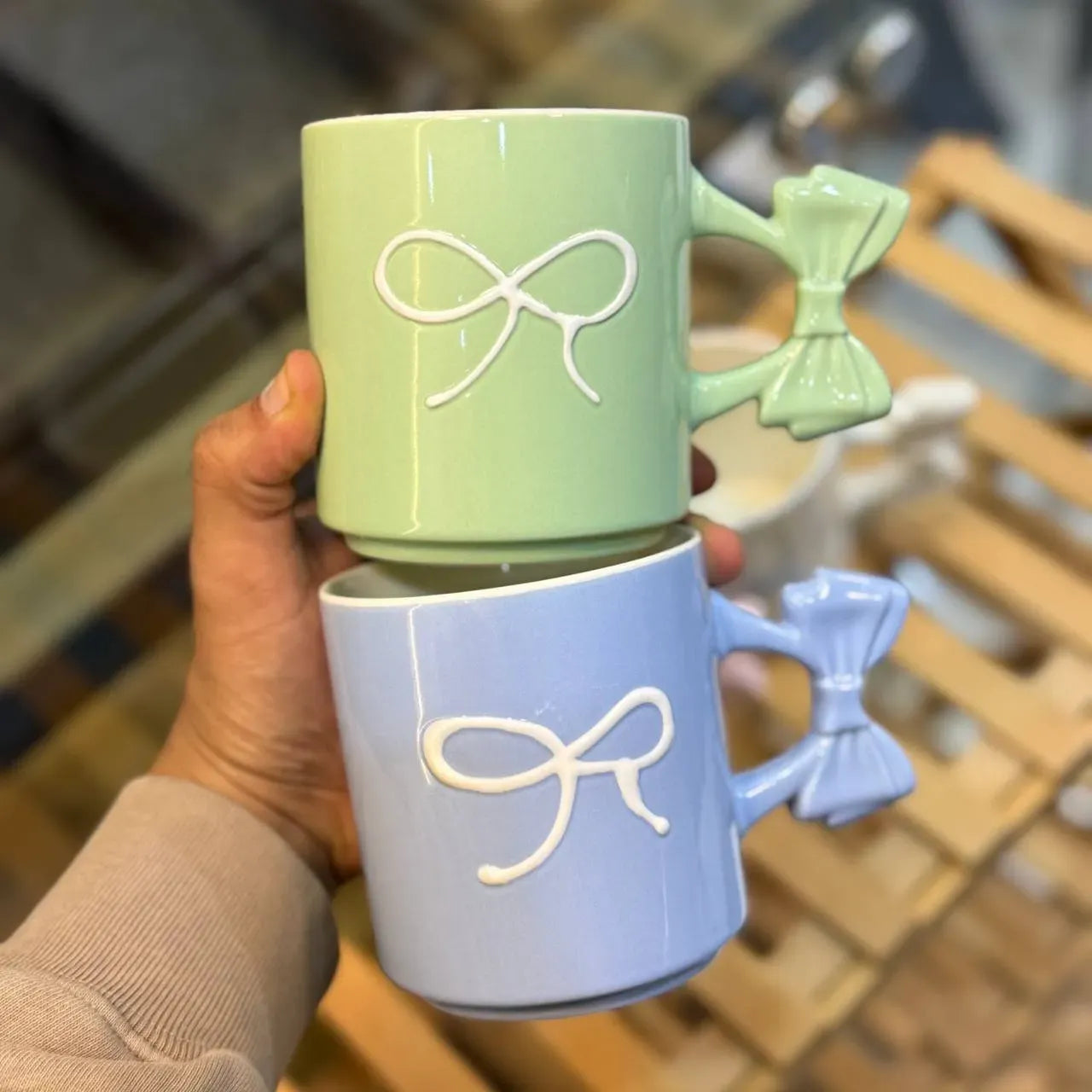 Porcelain Bow Mug