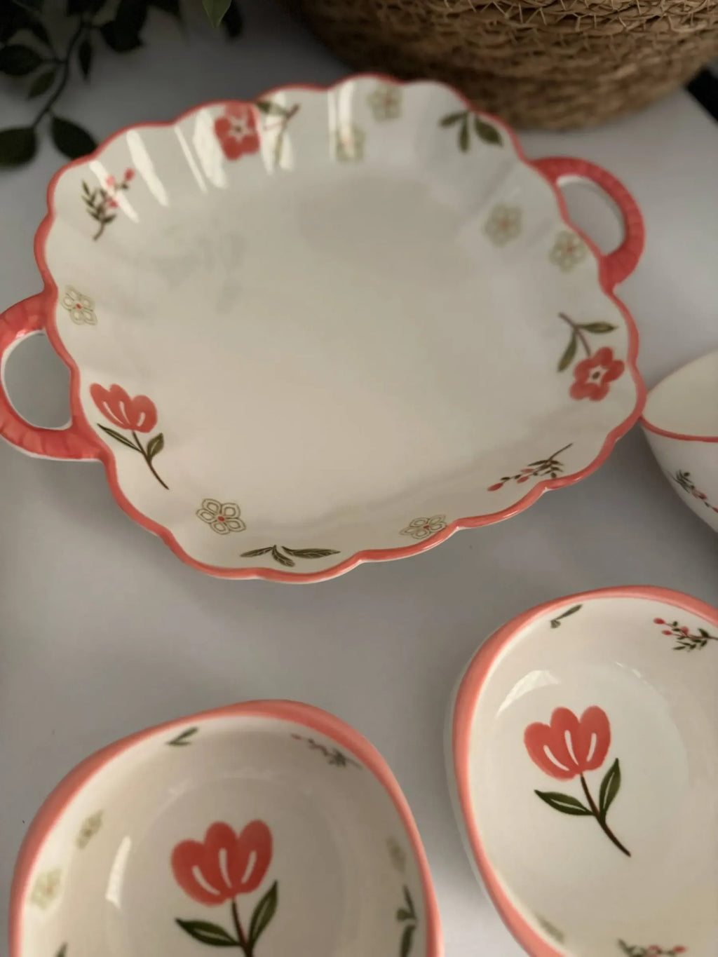 Scalloped Flower Baker