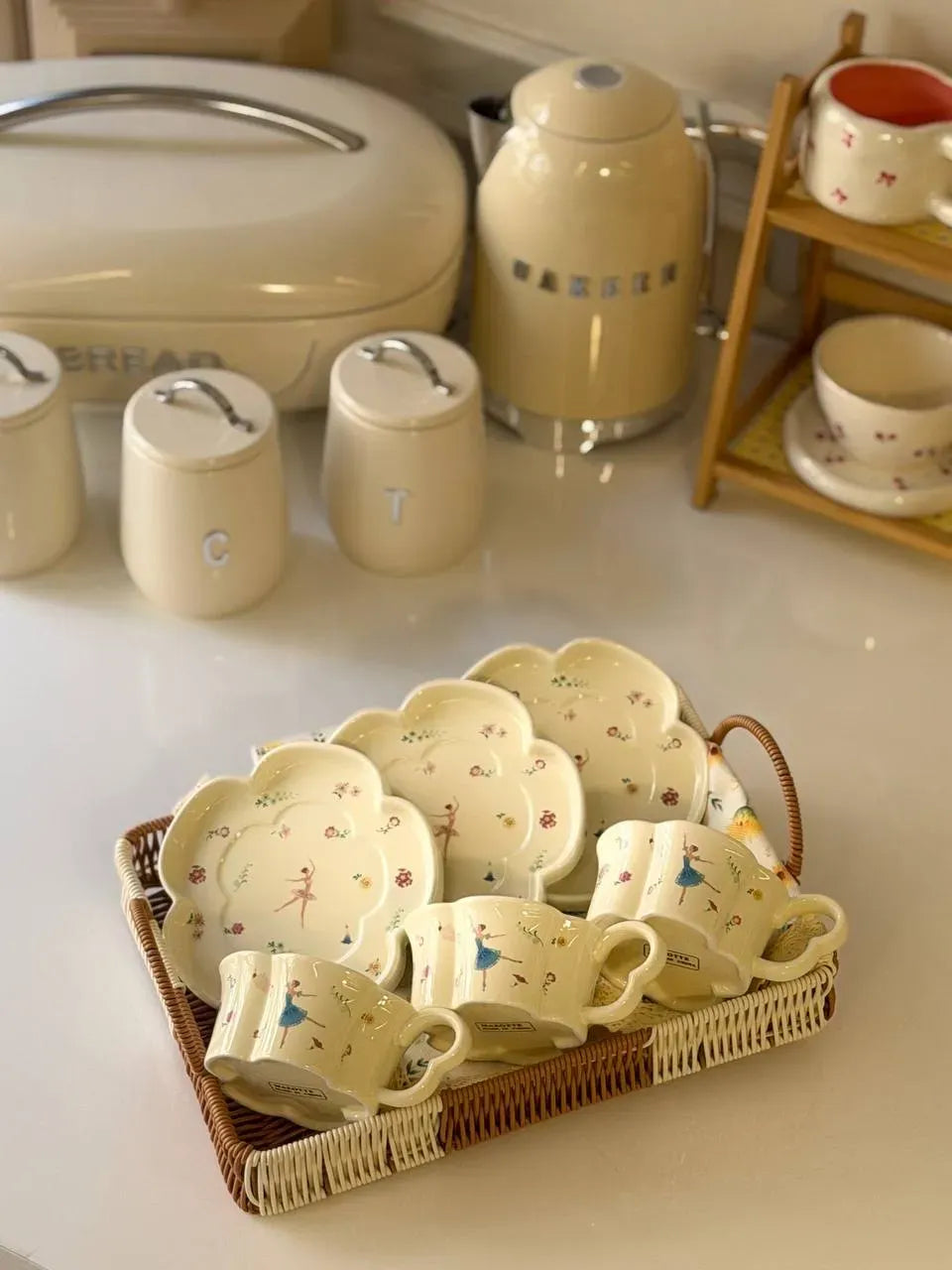 Ballerina Scalloped Mug