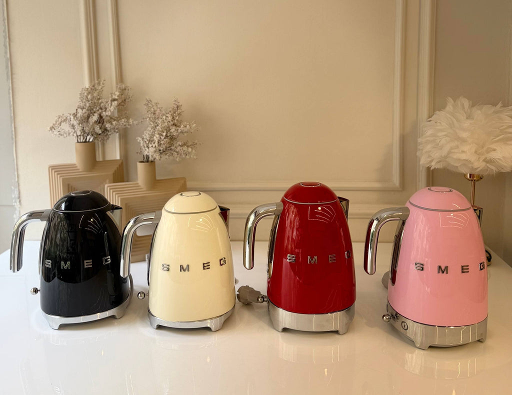 100% Original SMEG 50's Retro Style Mini Kettle (0.8L) - Authentic Italian Design