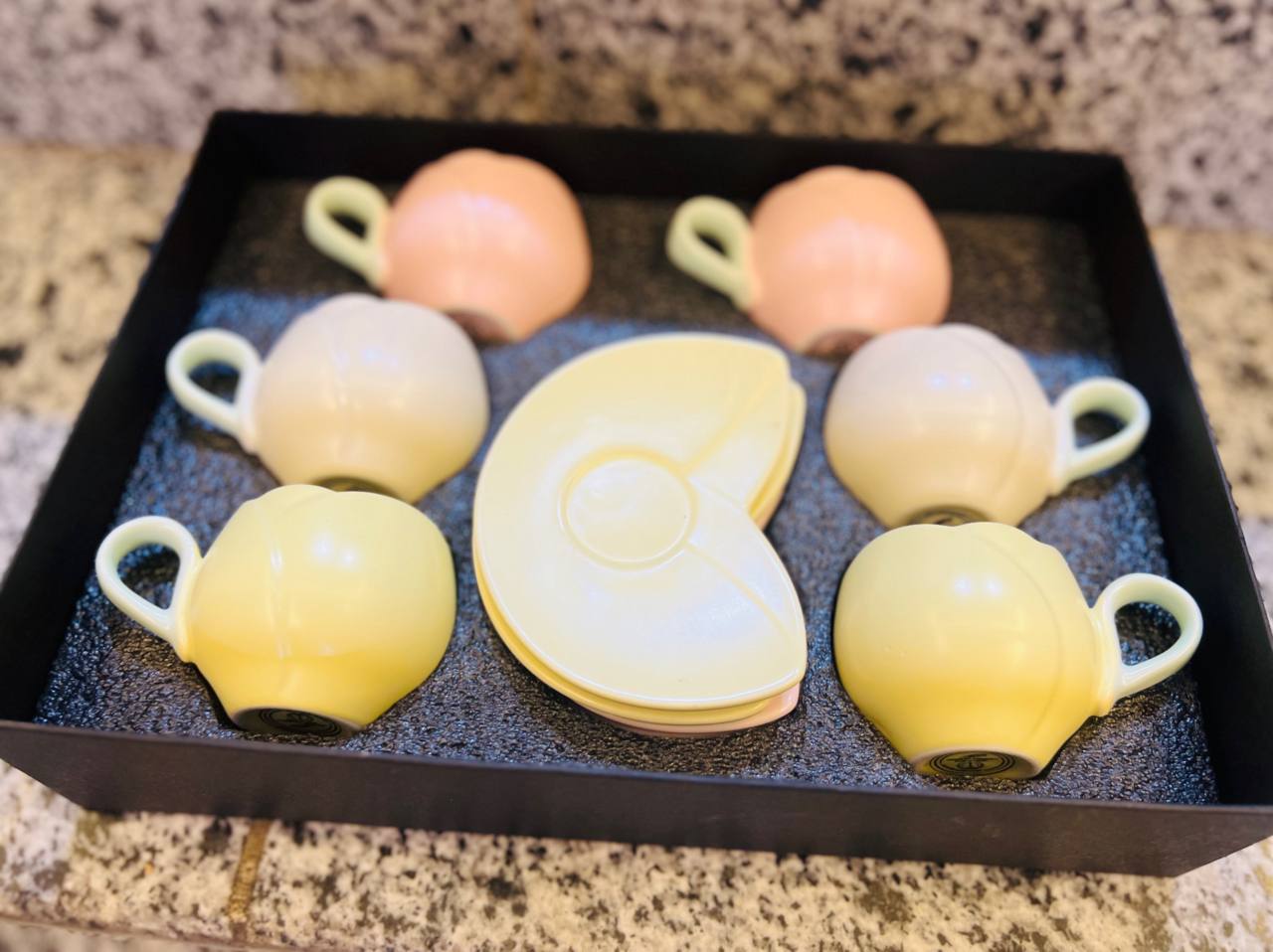 Pastel Blossom Cup Set