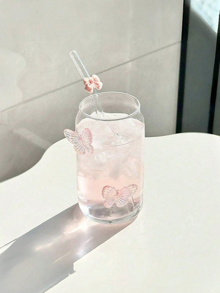 Dreamy Butterfly Glass Tumbler