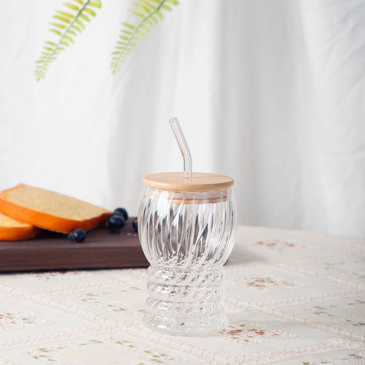 Swirl Base Glass Tumbler