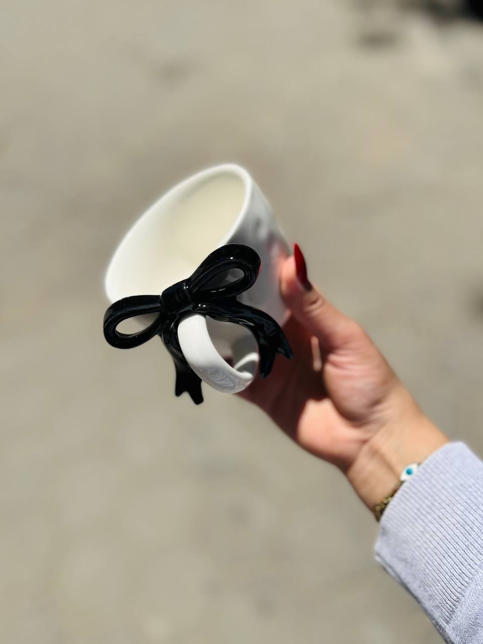 Pearl Coquette Bow Teacup