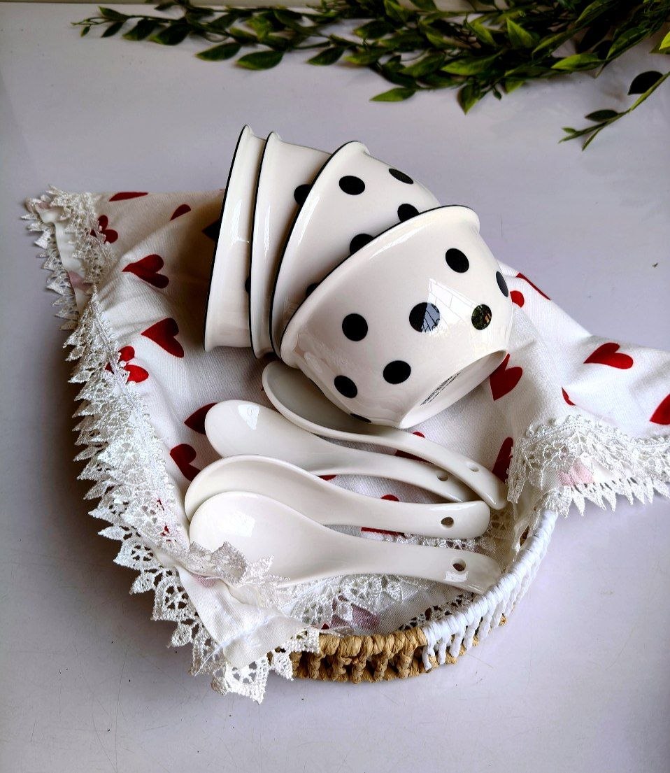 Polka Dot Ceramic Set