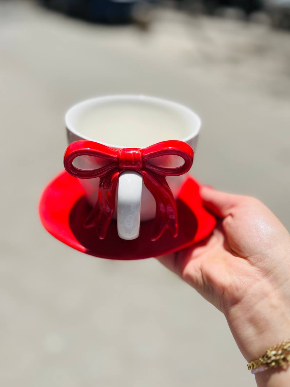 Pearl Coquette Bow Teacup
