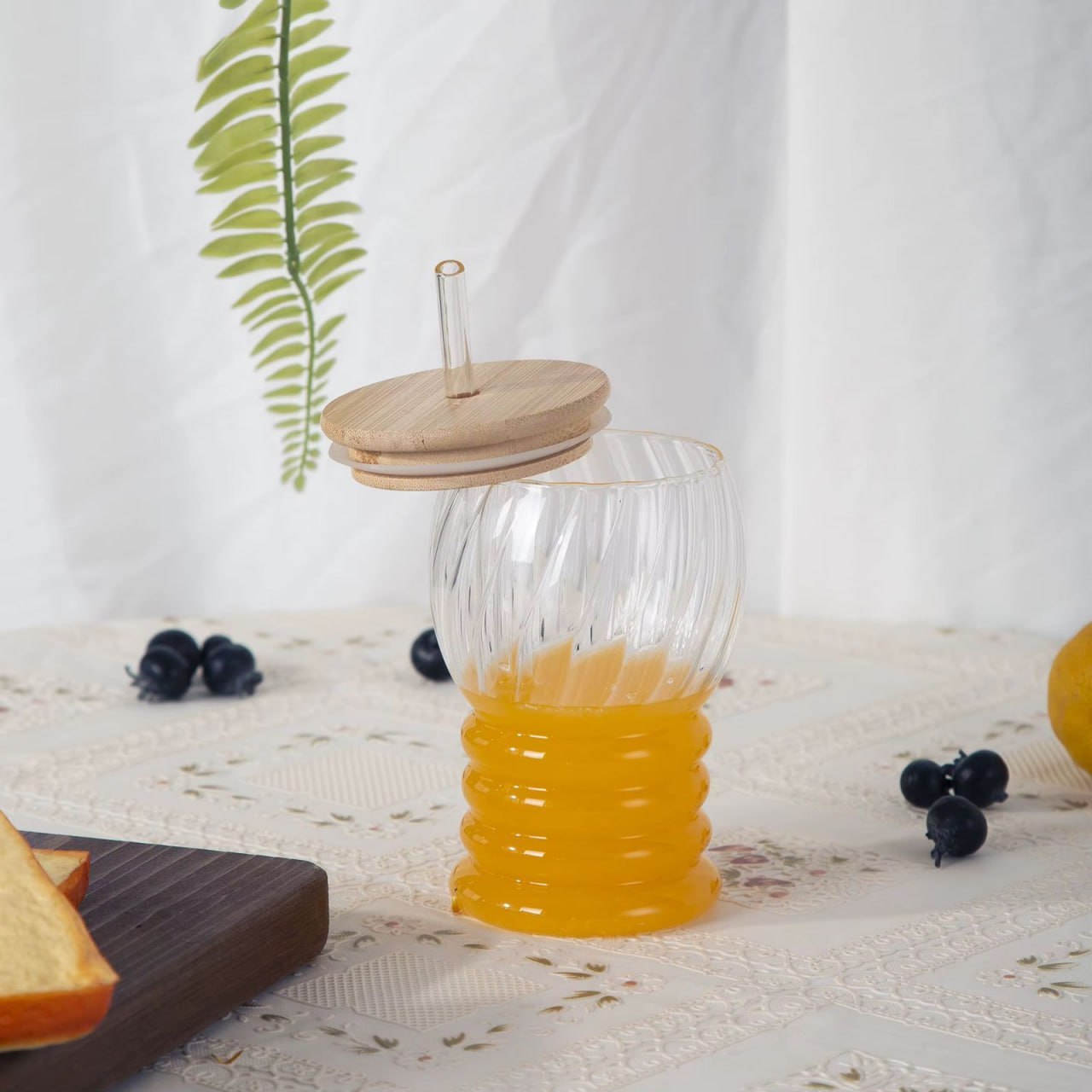 Swirl Base Glass Tumbler