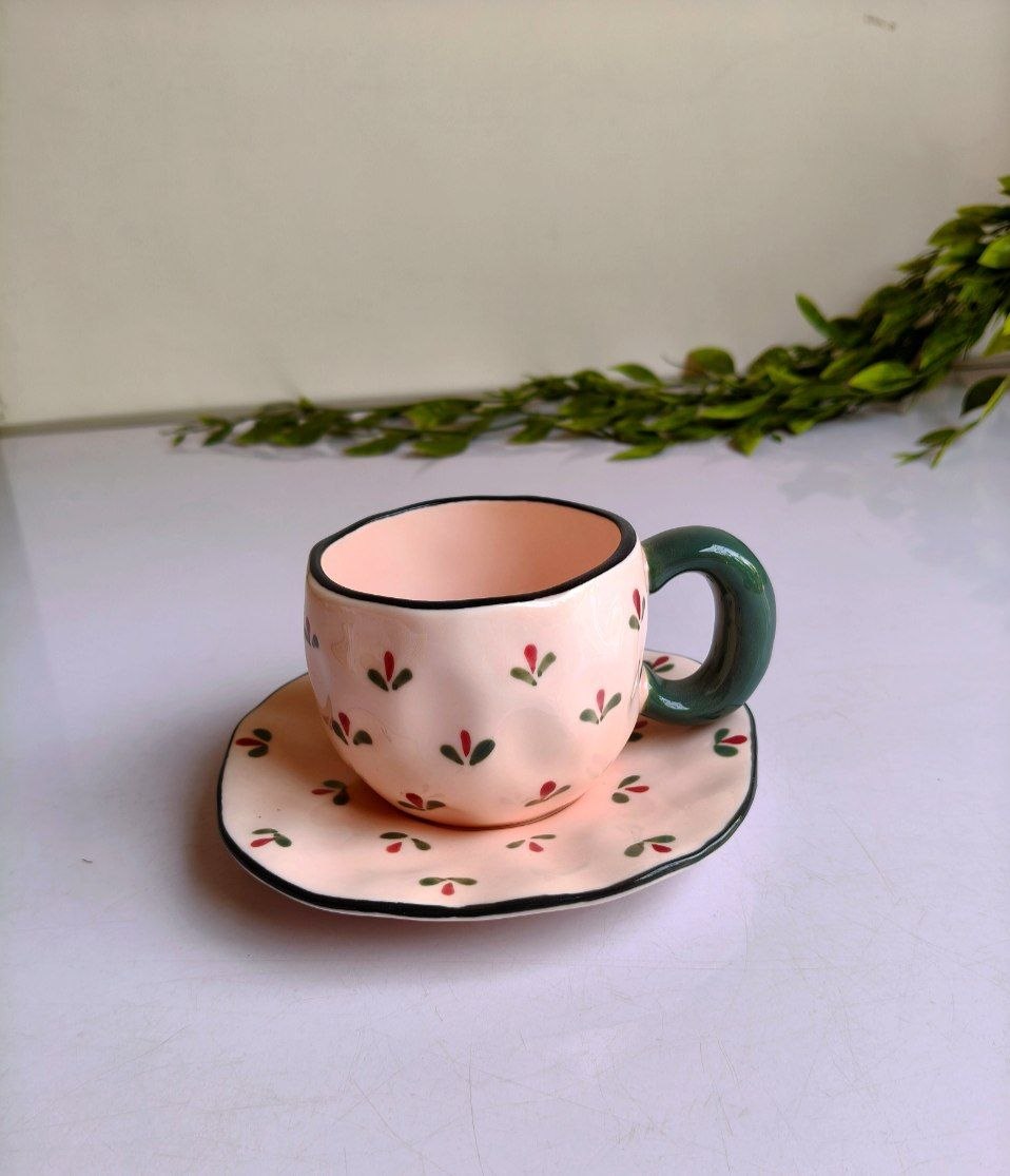 Wavy Rose Garden Mug