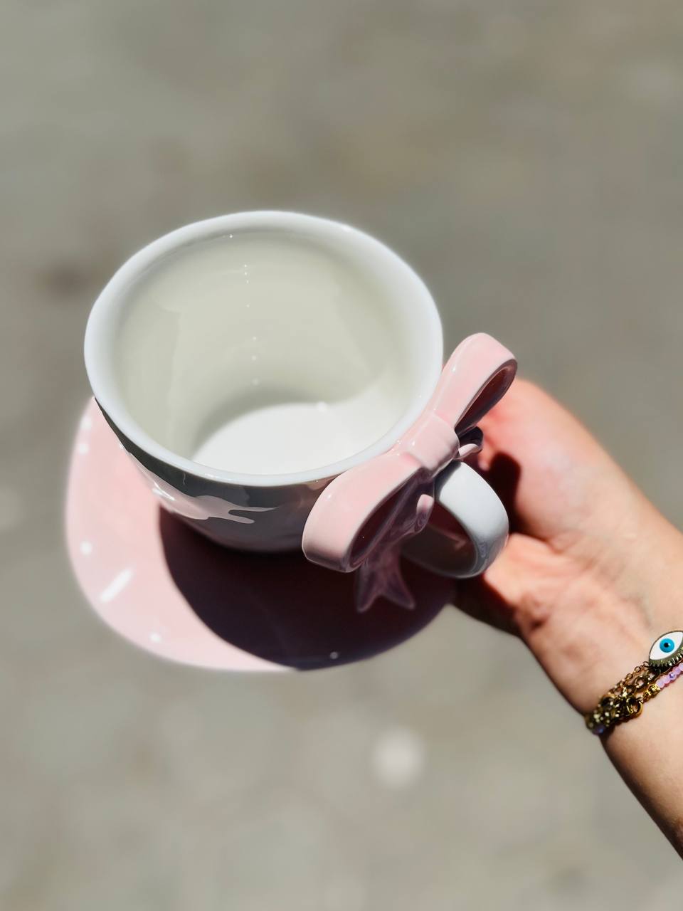 Pearl Coquette Bow Teacup