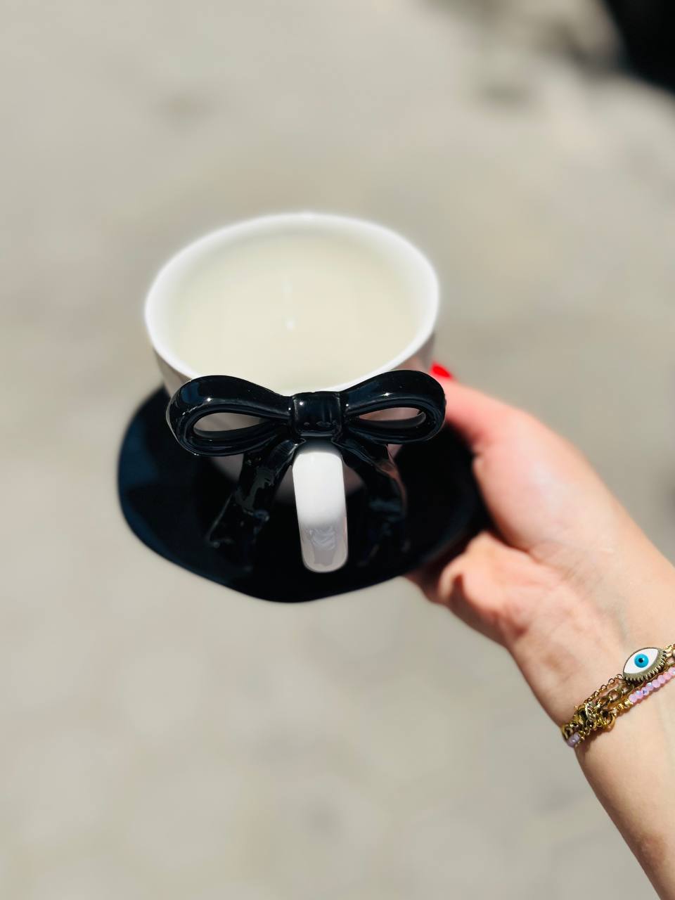 Pearl Coquette Bow Teacup